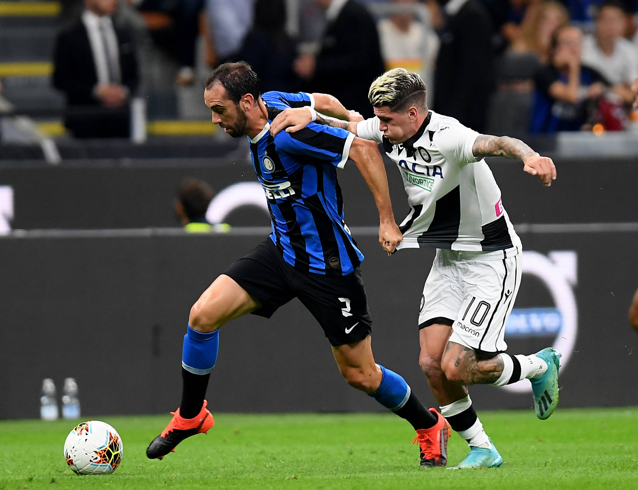 开云体育平台 -国际比赛日欧冠焦点战，塞维利亚战术微调，引发热议，赛程密集仍需轮换的简单介绍