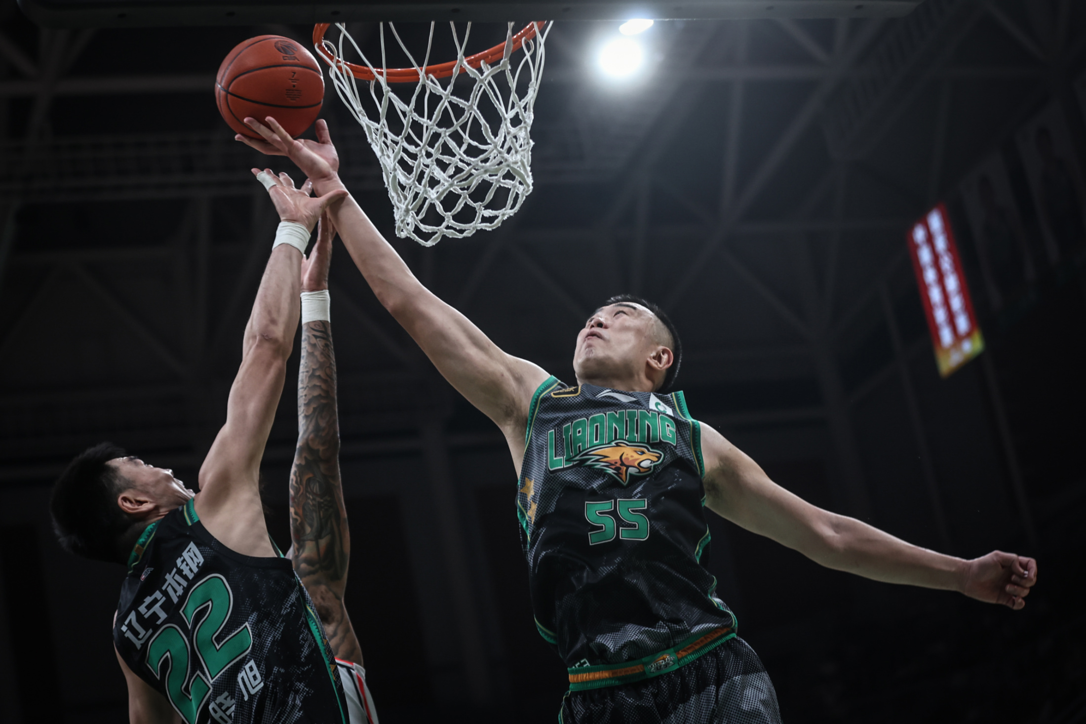 开云娱乐平台 -欧篮联赛程吃紧，孟菲斯灰熊冲刺阶段伤情更新，球迷炸锅，年轻球员得到机会(ki67约80%生存率)