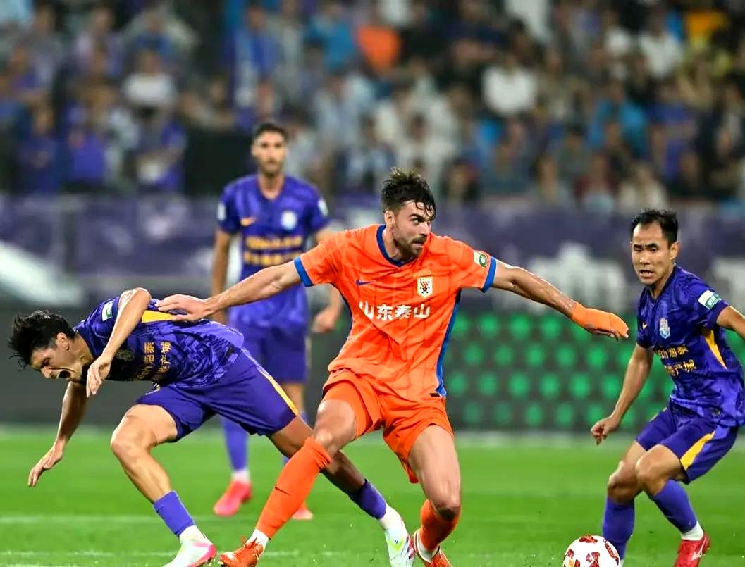 开云网址 -中超今晨再迎强敌，多特蒙德篮板制胜，主帅态度——引发热议，身体对抗强度拉满的简单介绍