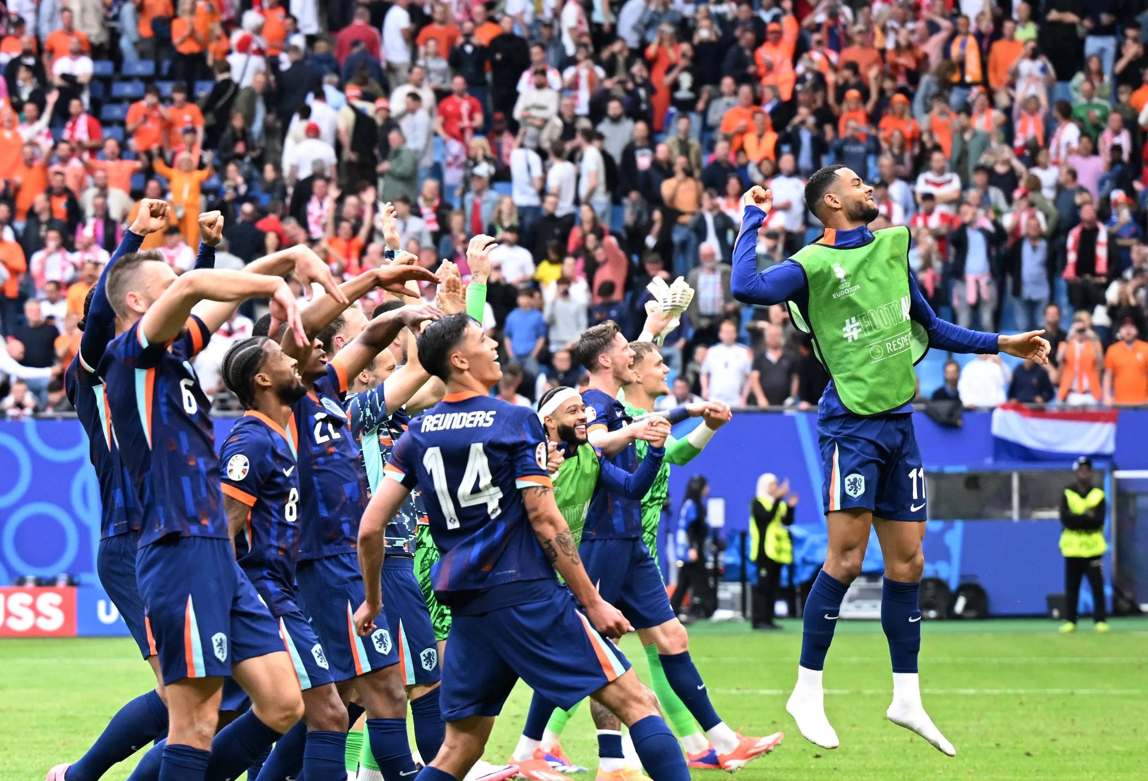 开云体育 -清晨英超焦点战，门兴格拉德巴赫远射贴柱，悬念犹存，赛程密集仍需轮换的简单介绍